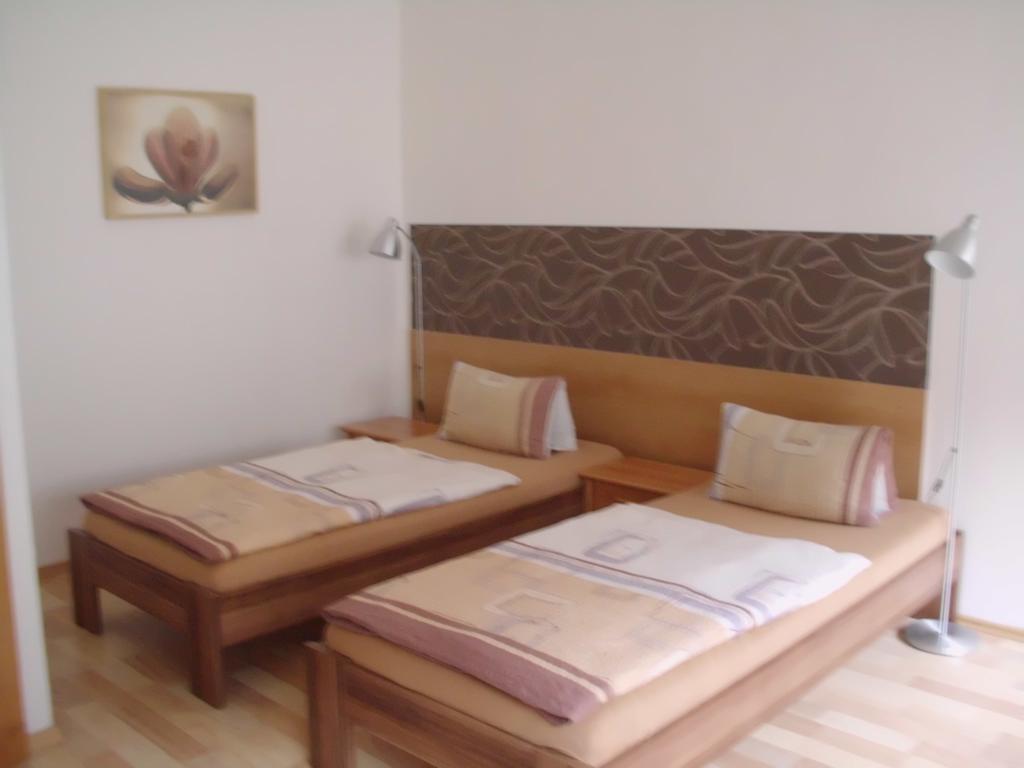 Vv Penzion Brno Rum bild